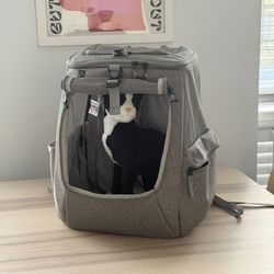 TravelCat Navigator Cat/ Pet Carrier Backpack