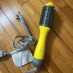 Drybar - The Single Shot Round Blow-Dryer Brush