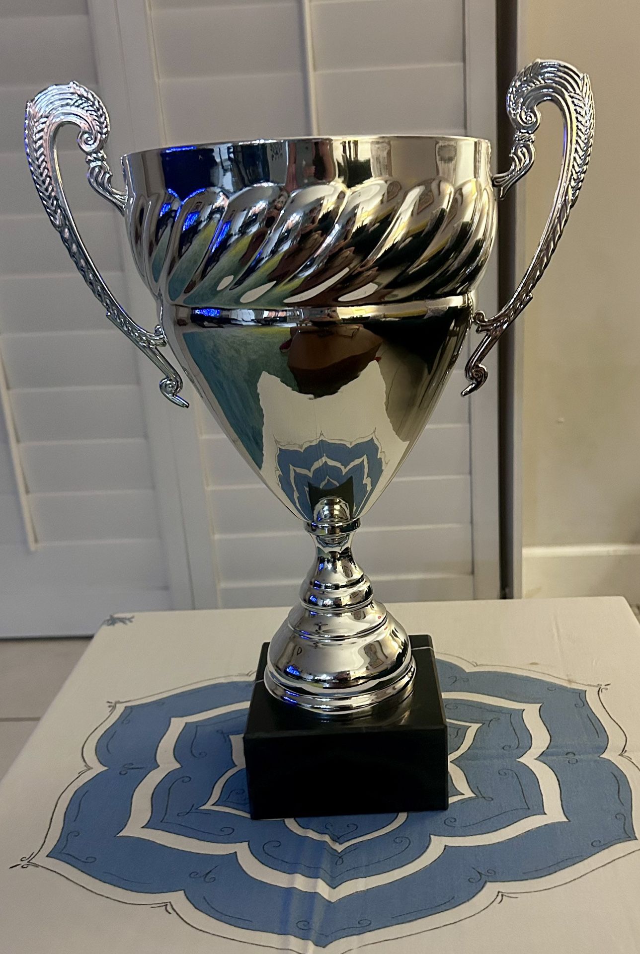 Classic Series Euro Cups Trophy