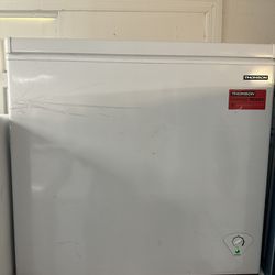 Thomson Freezer Color White