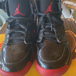 Tennis Shoes Mike Jordan Size 8