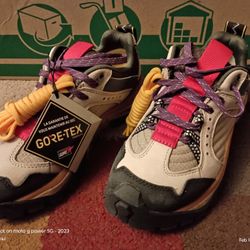 Timberland Bee Line Woman's Hiker Boots Light Taupe Suede A5QHA Size 5 Shoes New