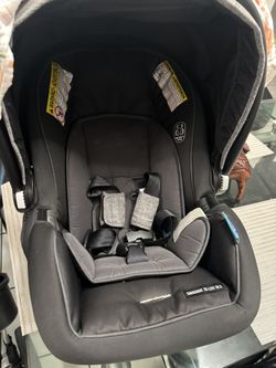 Carseat With Base Used Good Condition Need Gone