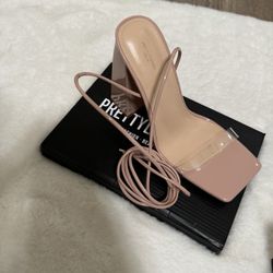 PLT STRAPPY HEEL