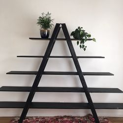 Plant Shelf Triangle Display Stand 