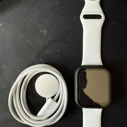 Apple iWatch Series 7. Black, 45 mm, GPS+LTE. $90.00. 