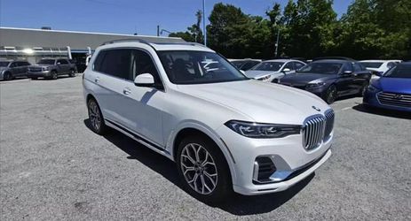 2021 BMW X7