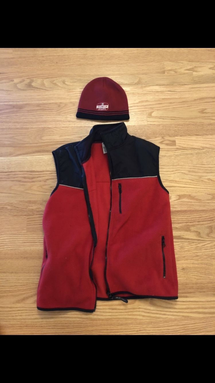 Vest Old Navy  Size 10 Big Boy.   Champion  