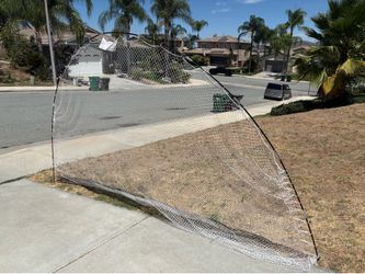 Golf hitting net.
