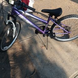 !! Kids 24 In Wheels  Mountain Bicycle  HUFFY Highland Firm Price 