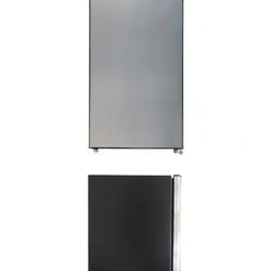 Frigidaire Upright Freezer Stainless Steel Design 6.5 Cu.Ft.