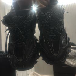 Balenciaga Tracks