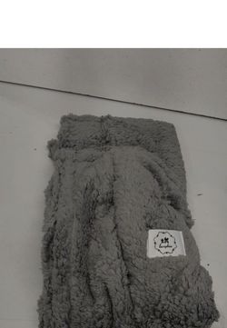 Luciphia Waterproof Pet Blanket, Sherpa Calming Cover, Grey, 41x31 inches (Medium)