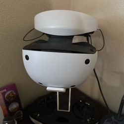 PS5 Pro 1tb W/ PSVR2 & Duelsense Edge Midnight Black