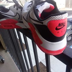 ⁶🚨 Nike Air Max Excee – White/Black/Radiant Red – Size Men's 8 – Barely Worn, Like New! 🚨