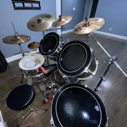 Tama Drums Set 