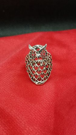Ring owl of good luck