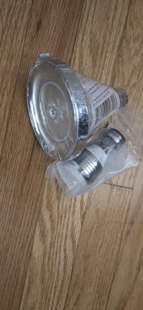 10 Brand NEW Shower Heads
