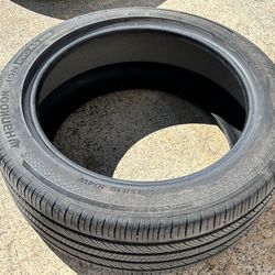 (1) ONE TIRE Hankook all season EV Tire 255/45/19 95% 