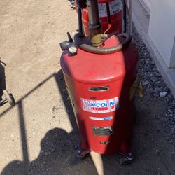 Lincoln Industrial Drain Pans 3635