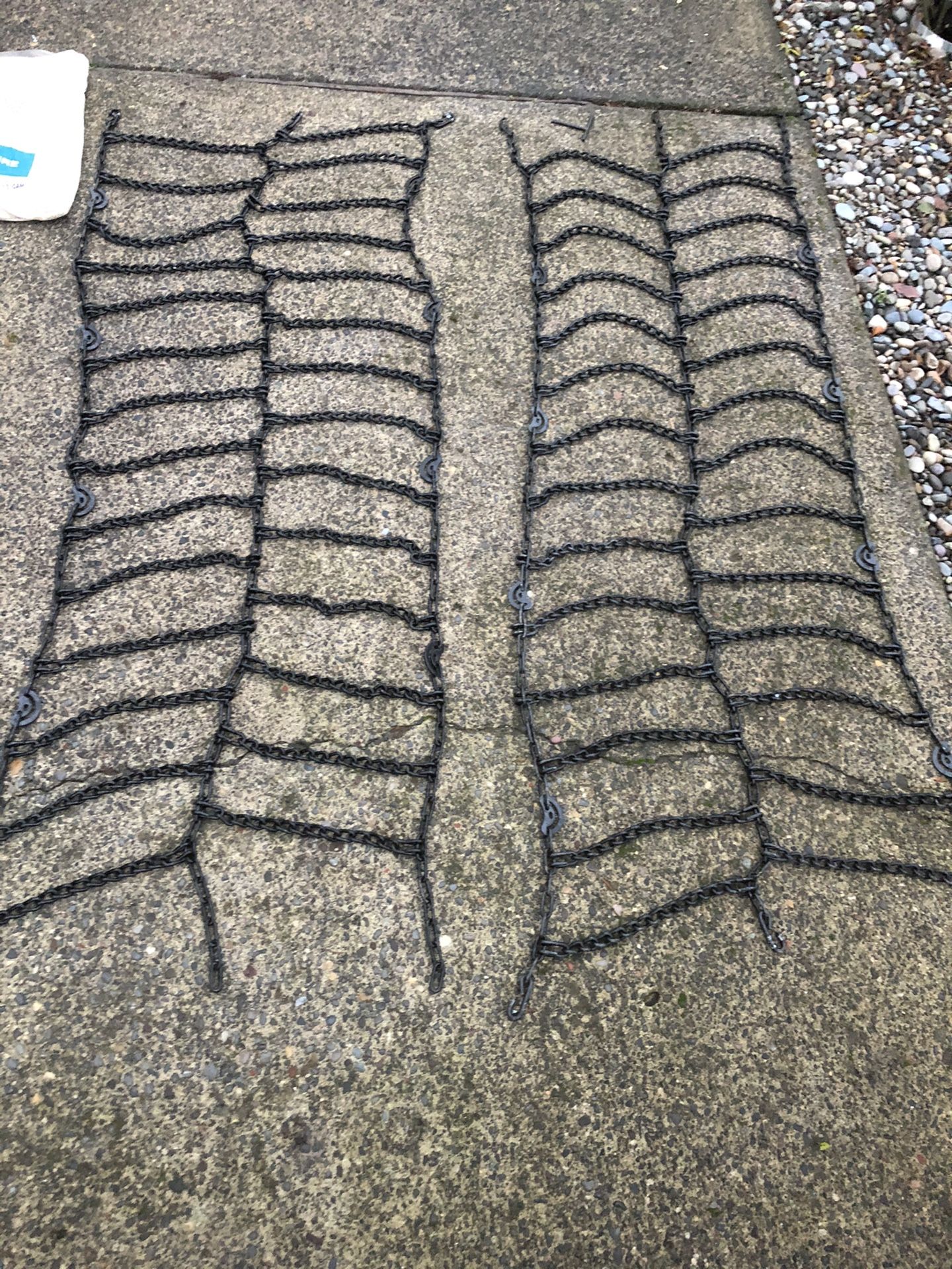 Tire chains