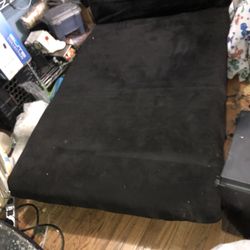 Beautiful And Contable Couch And Bed 