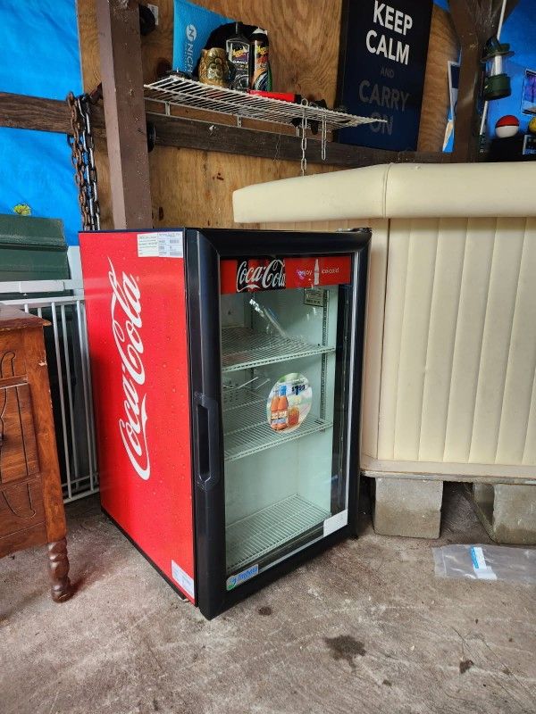 Coke Cola Display Mini Fridge
