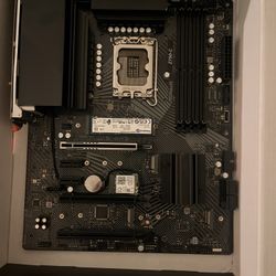 Selling Asrock Z790-c And Ssd