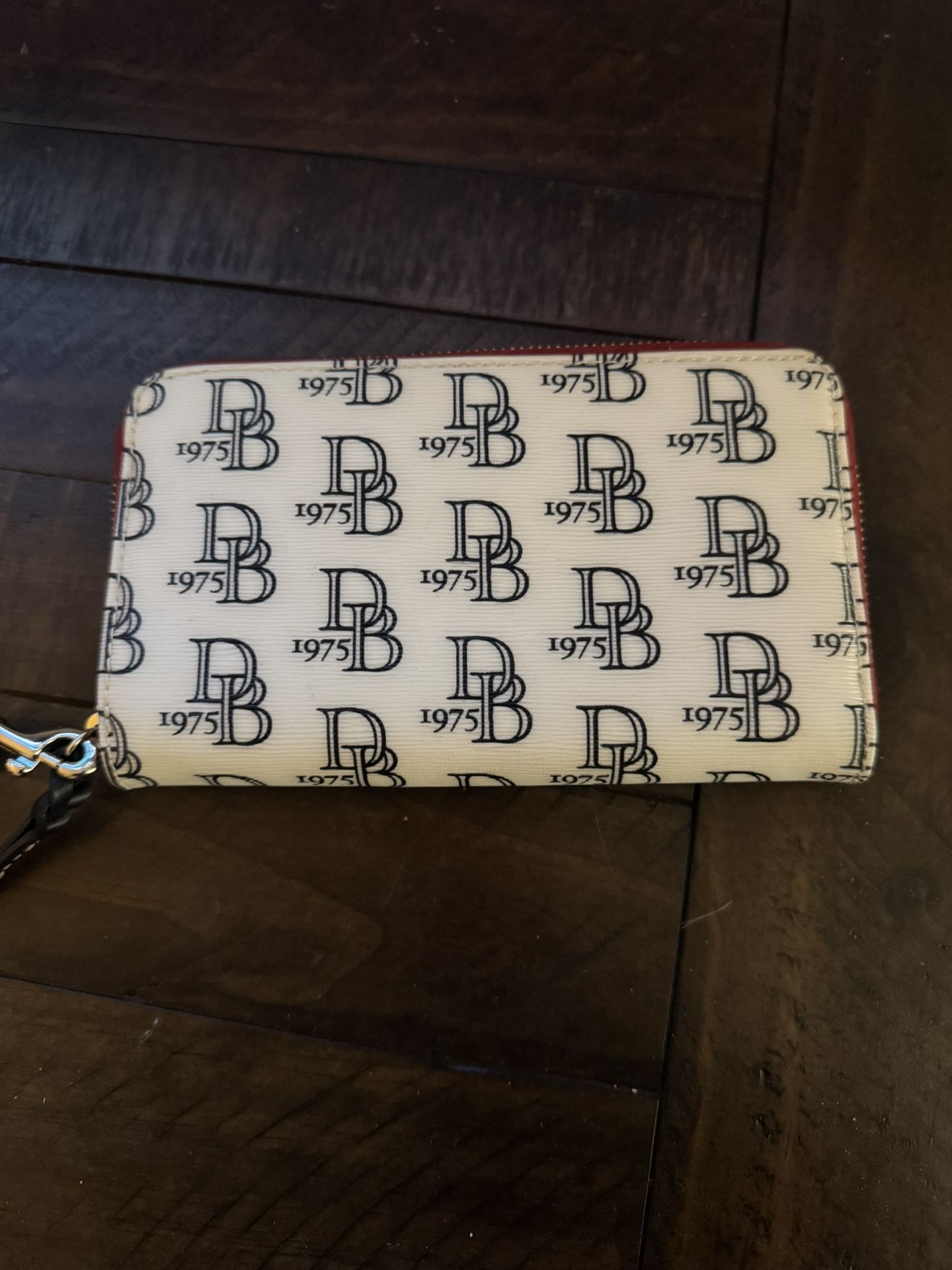 Dooney & Bourke Wallet Holder