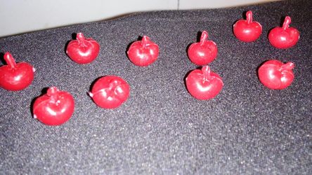 Little red cherry beads