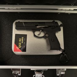 Desert Eagle Toy Gun Key Chain