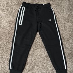 Reflective Black Nike Tech Sweats pants Brand New 