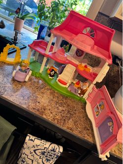 Little People Happy Sounds house