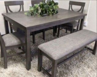 ✅️✅️(6 pc Grey finish wood dining table set grey padded seat chairs and bench✅️✅️✅️