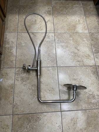 PULSE ShowerSpas Aquarius Shower System with 8" Rain Showerhead