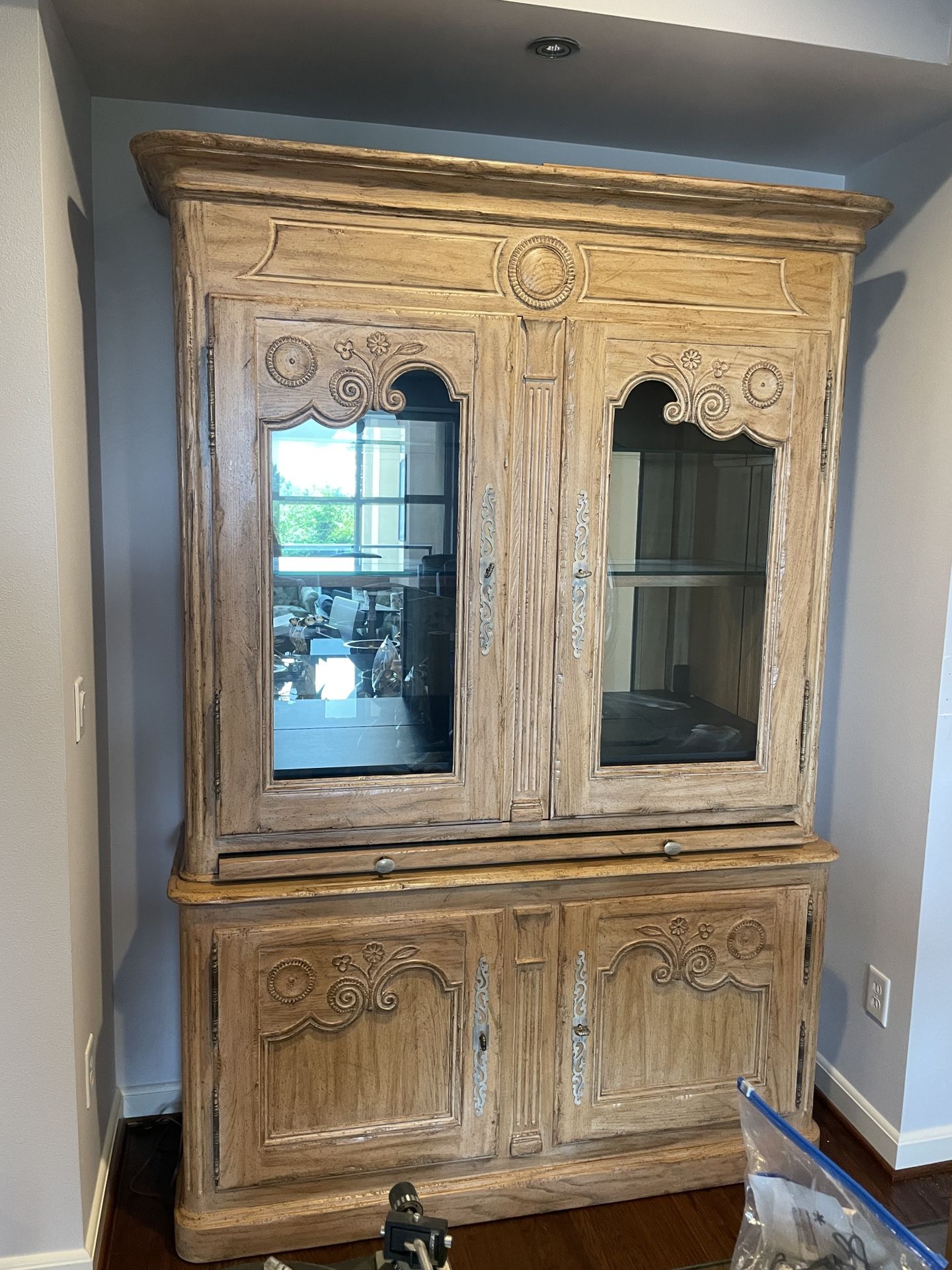 French China Dining Hutch With Locks And Keys 