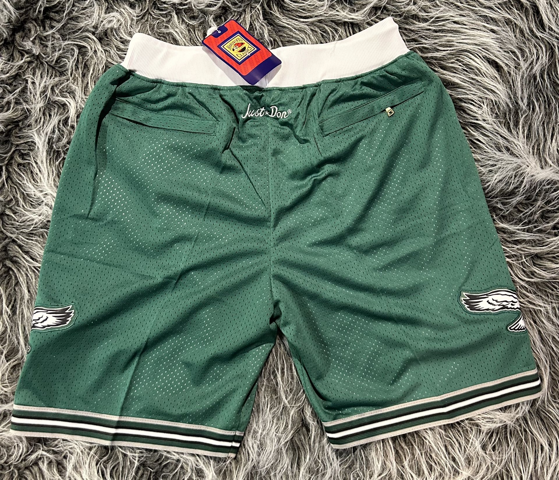 Philadelphia Eagles Mitchell & Ness Just Don Green Shorts Size Large for  Sale in Philadelphia, PA - OfferUp