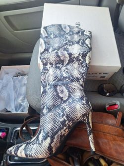 High Heeled Boots,  JustFab 7.5 