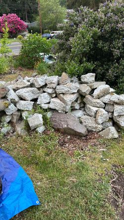 Free concrete and rocks
