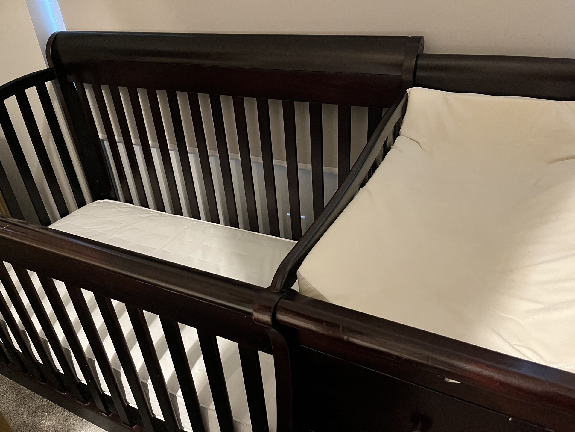 4-In-1 Convertible Crib and Changer with mattress and changing pad