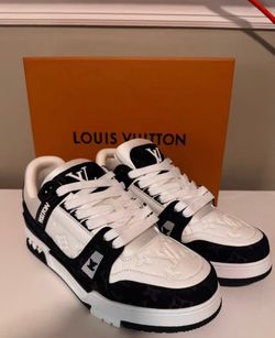 Louis Vuitton LV Trainer Sneakers