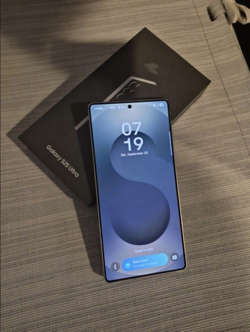 $699 S25 ULTRA 256GB AT&T NETWORK