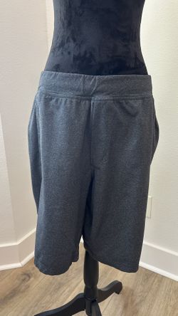 Men’s Lululemon Gray Athletic Drawstring Shorts