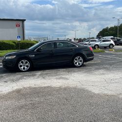 2011 Ford Taurus