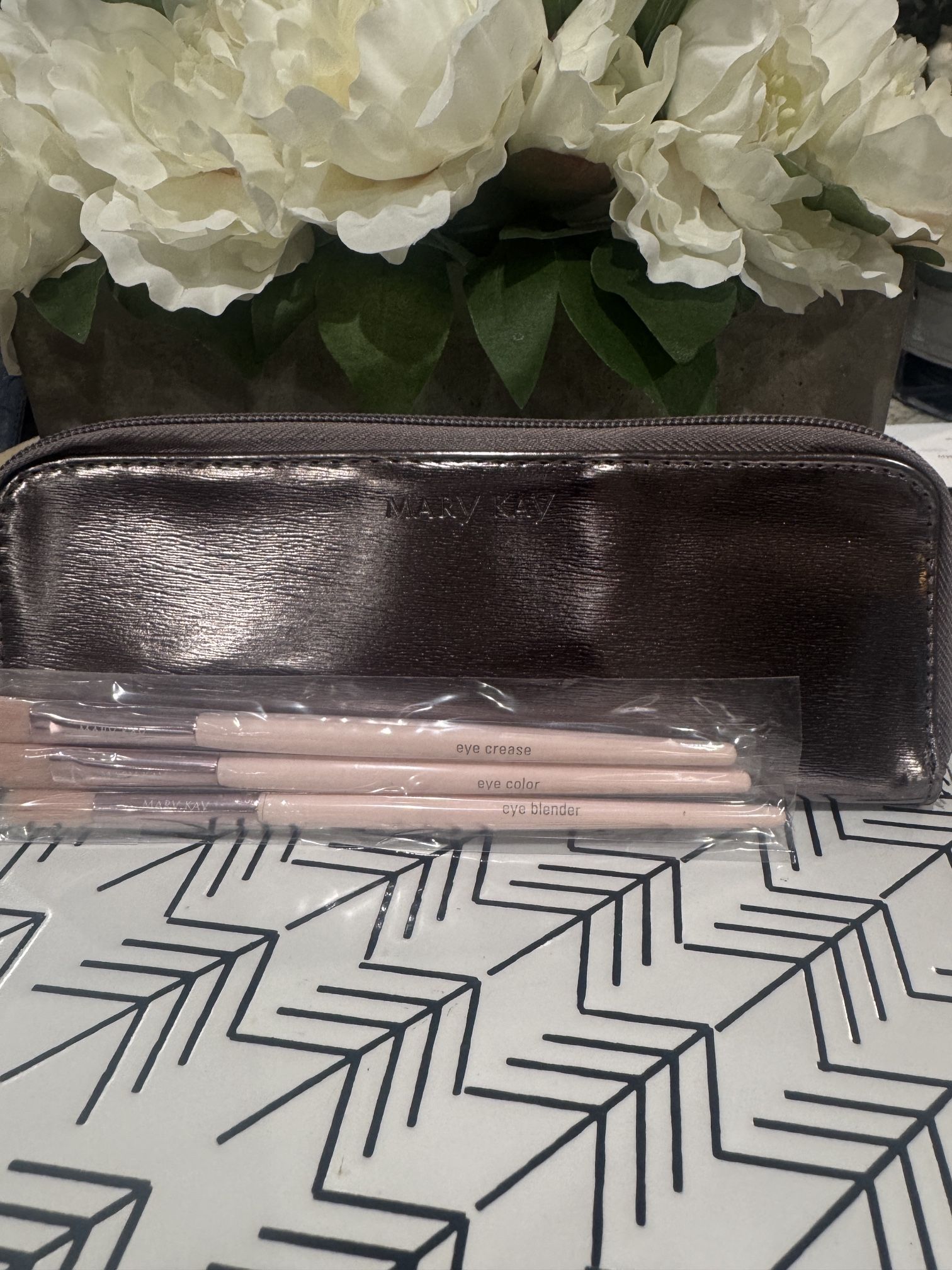 Mary Kay Eye Brush Set