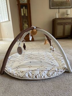Baby activity mat