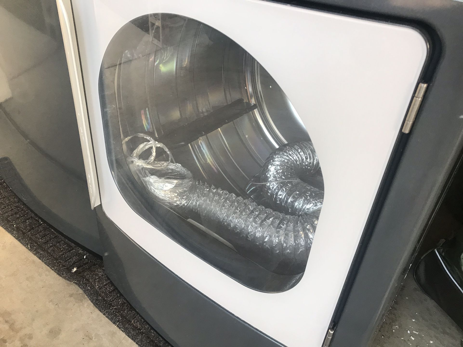 GAS !!GE PROFILE HARMONY WASHER AND DRYER !! Amazing Set! for Sale in