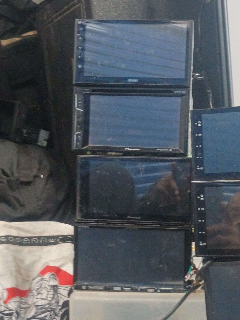 Got Double Dins Radios 