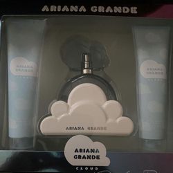 Ariana Grande  Perfume Set New 