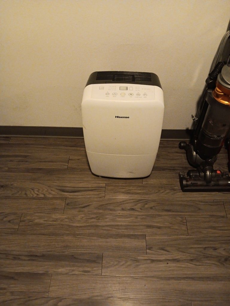 Dehumidifier 